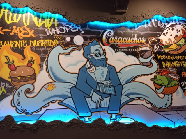 julio verne mural caracuchos
